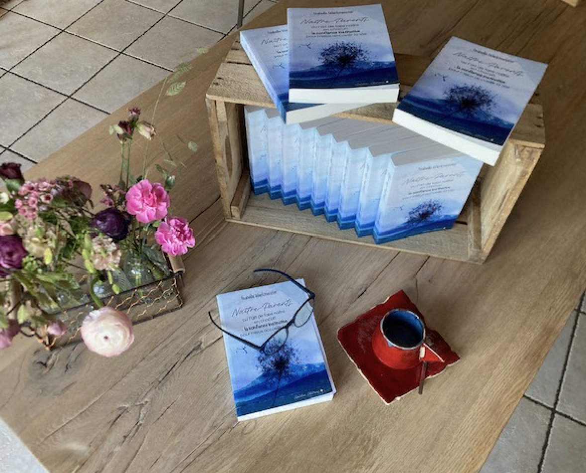 Bonne nouvelle 🥳 : mon livre est enfin là et il n&rsquo;attend plus que vous 🤩.